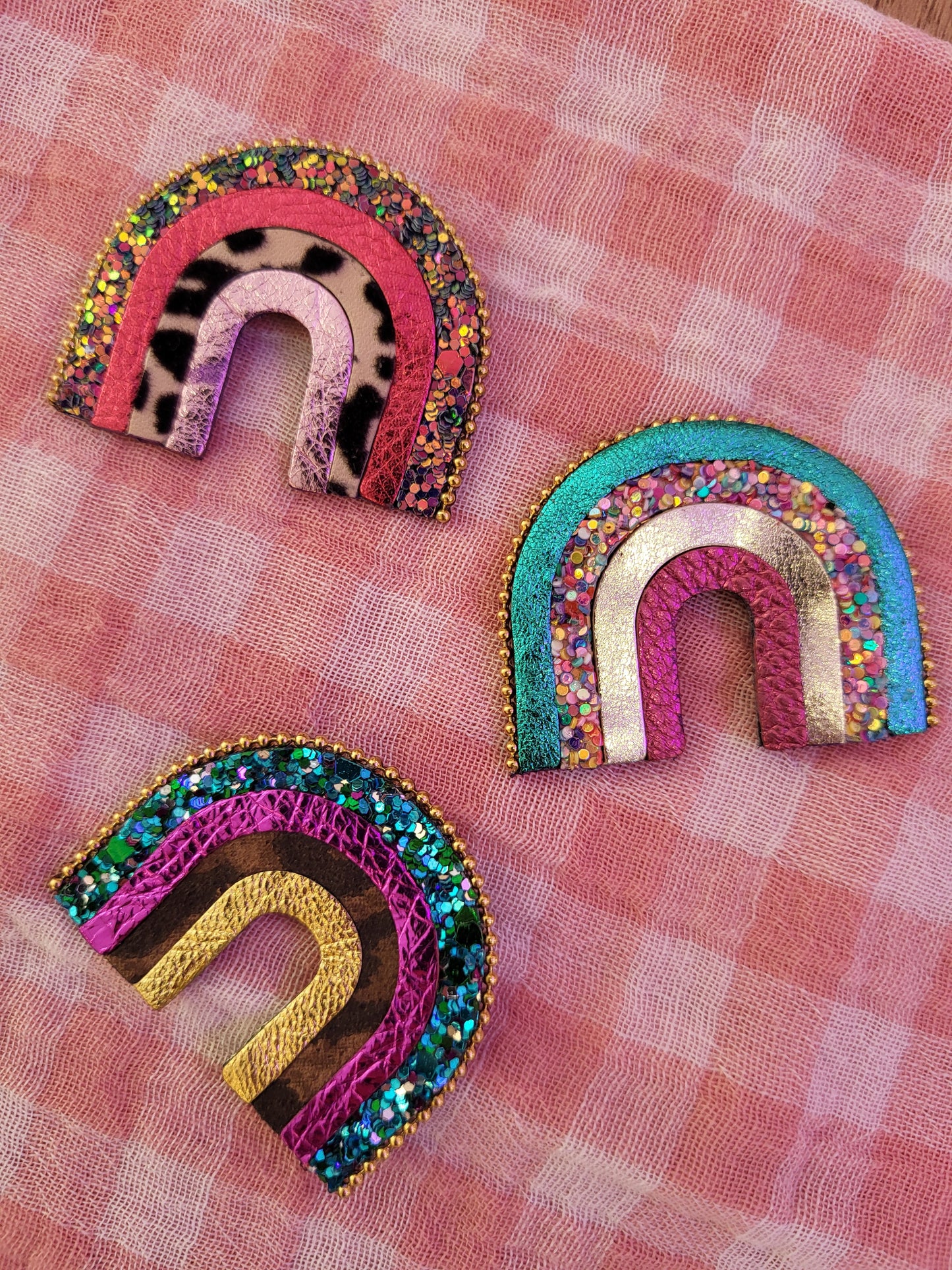 Broche Arc-en-Ciel (plusieurs coloris)