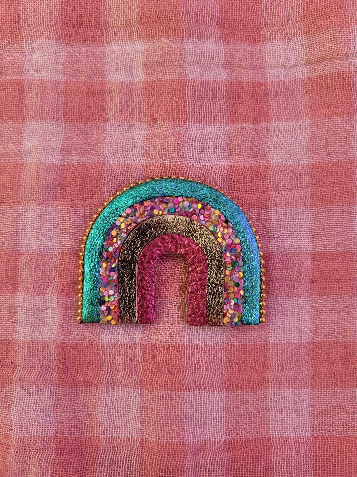 Broche Arc-en-Ciel (plusieurs coloris)
