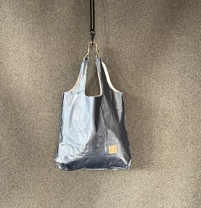 Tote bag en Tyvek - N°8