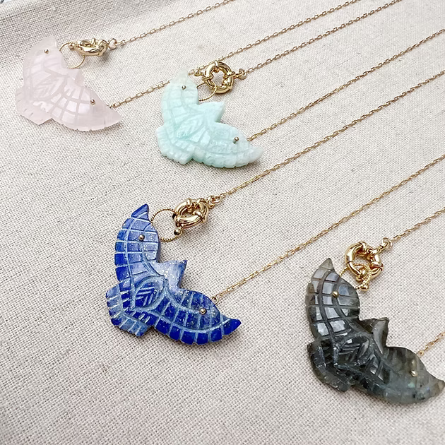 Collier Aigle (plusieurs coloris)