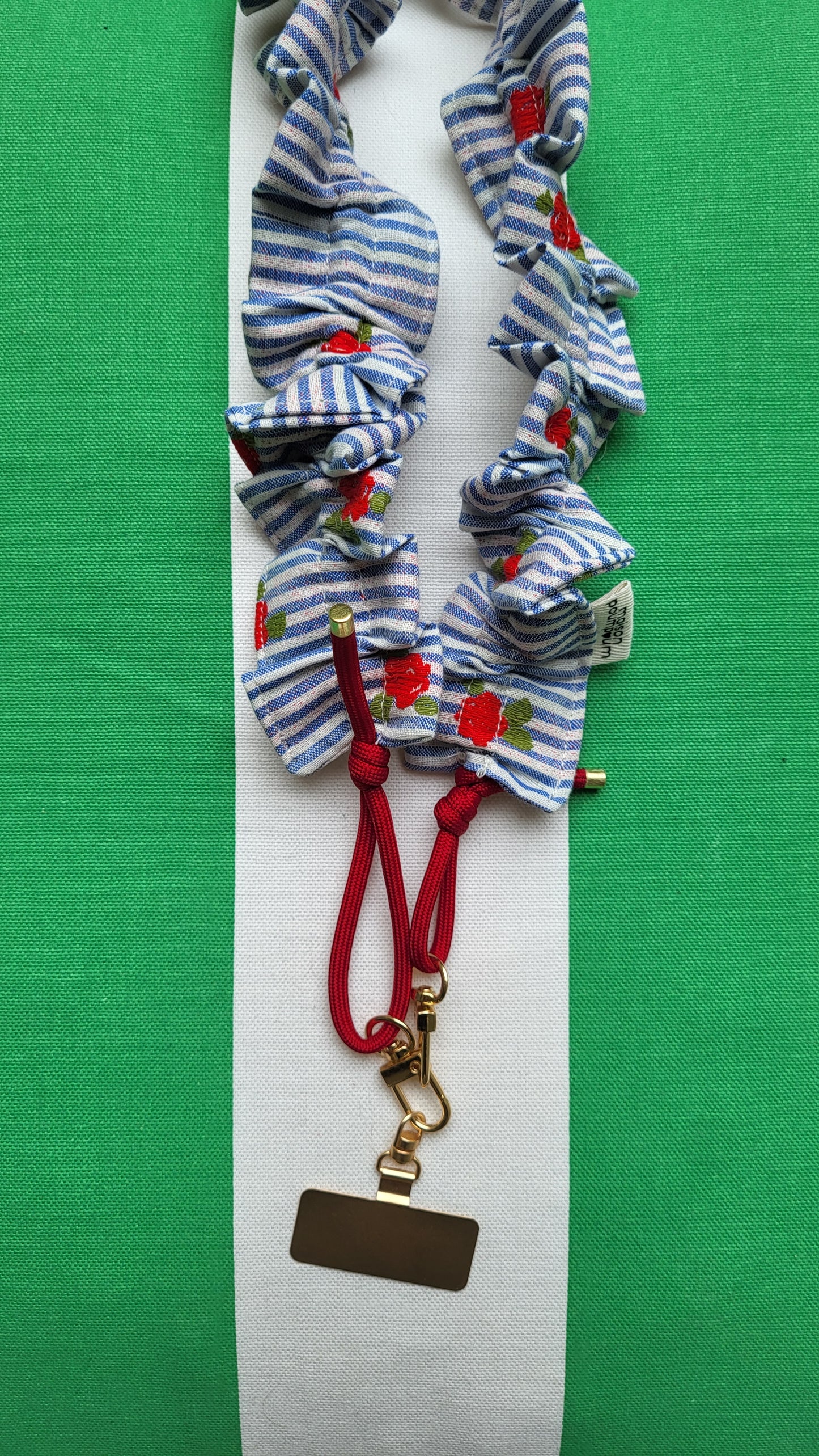 Cordon de téléphone à froufrous (plusieurs coloris)