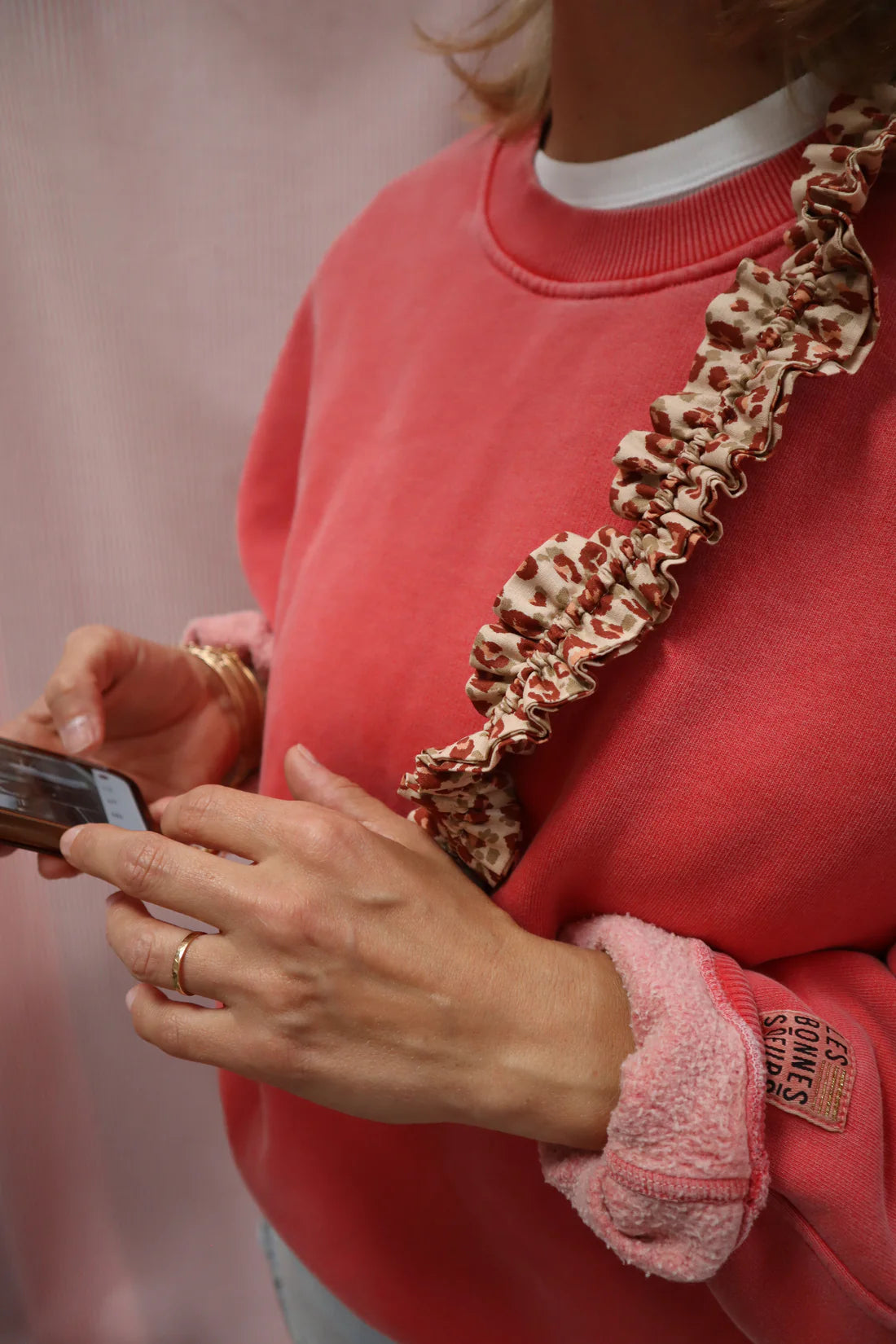 Cordon de téléphone à froufrous (plusieurs coloris)