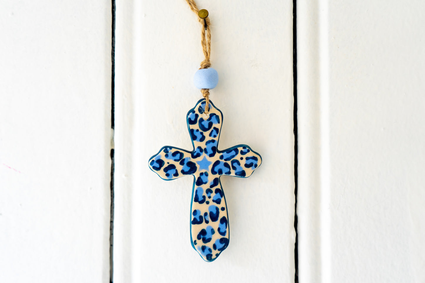 Croix en céramique - moyen modèle - 1545 Avenue