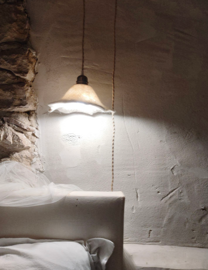 Lampe baladeuse en laine feutrée - Joséphine