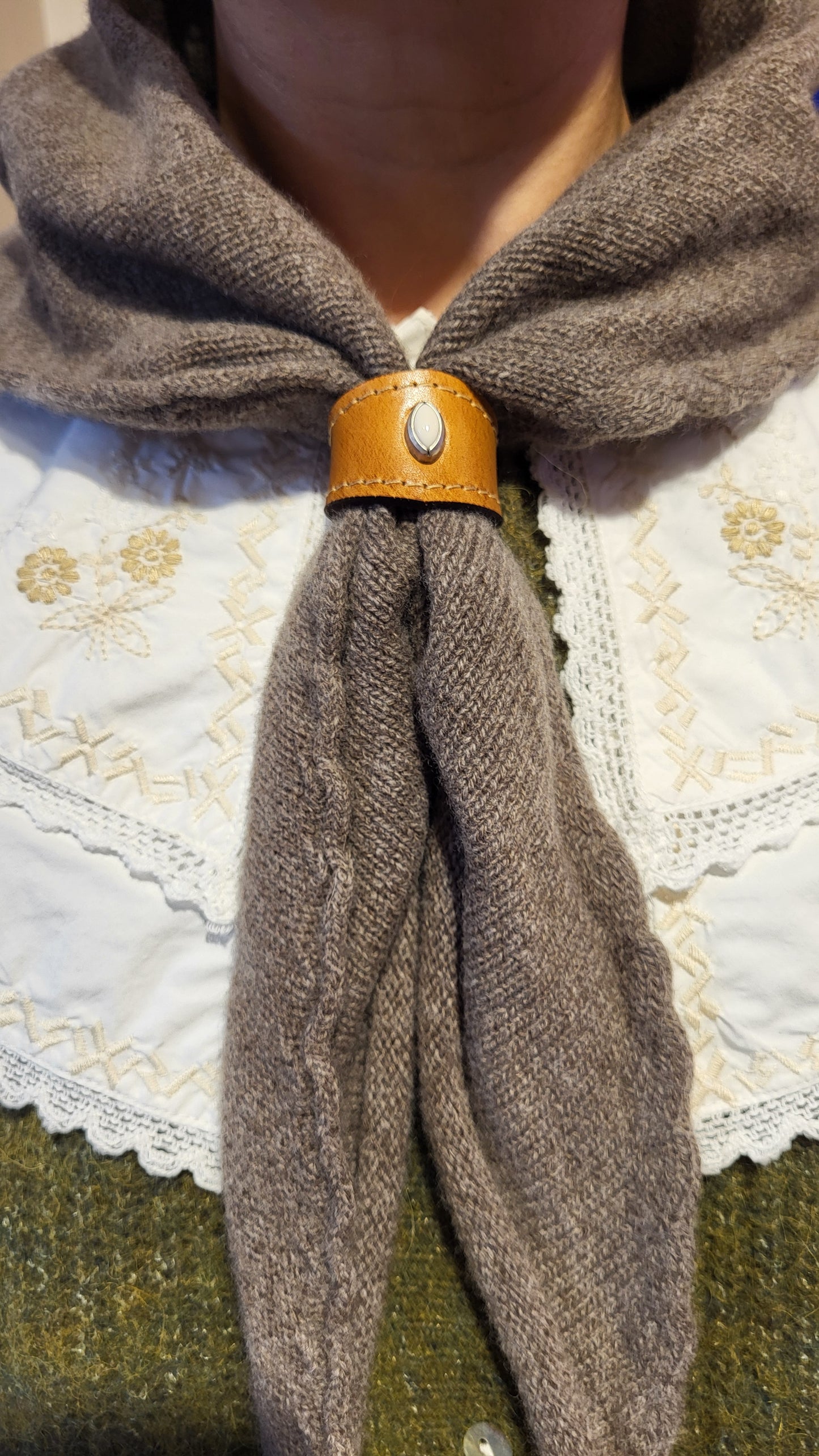 Tube Bijou foulard cuir