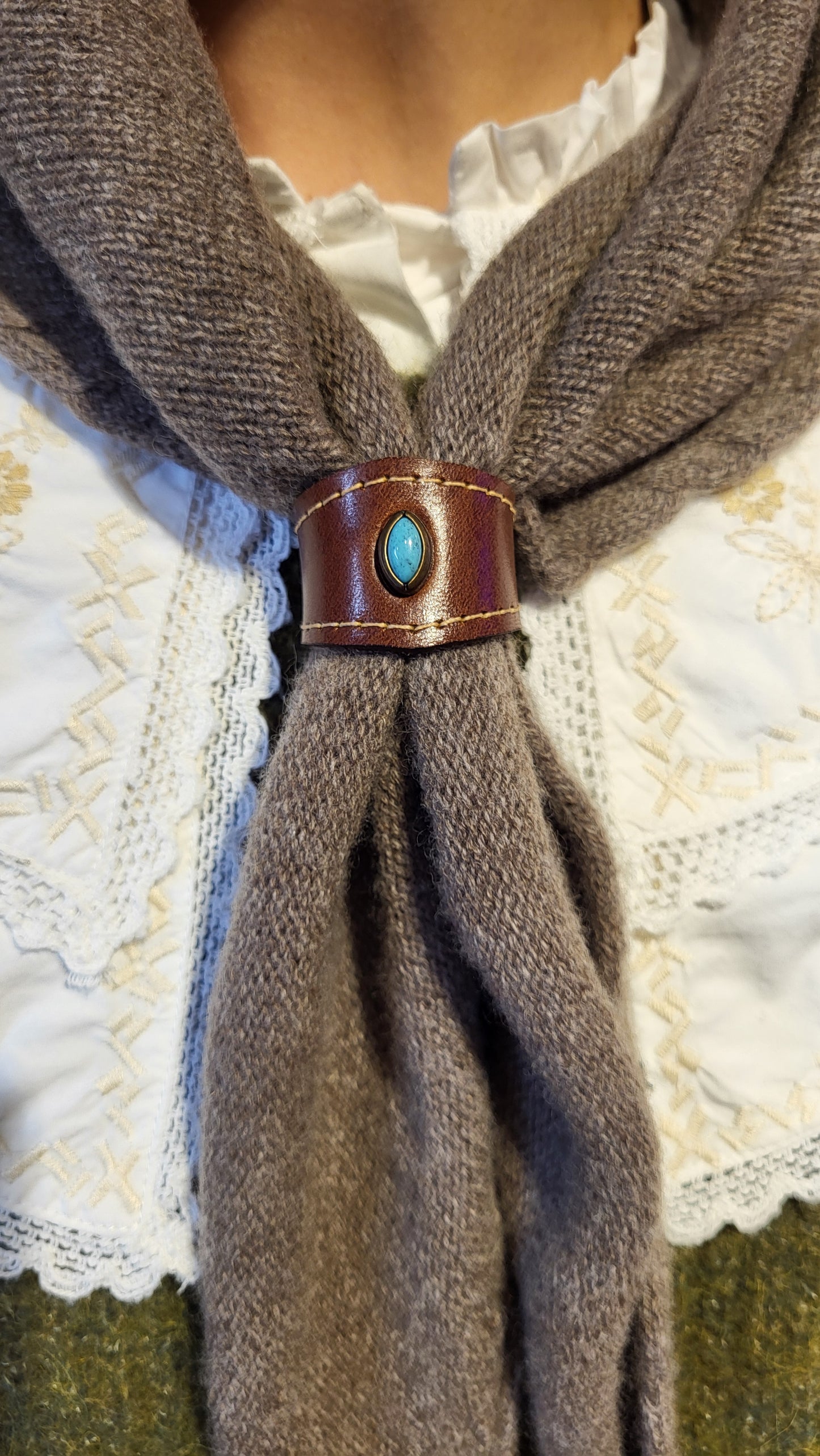 Tube Bijou foulard cuir