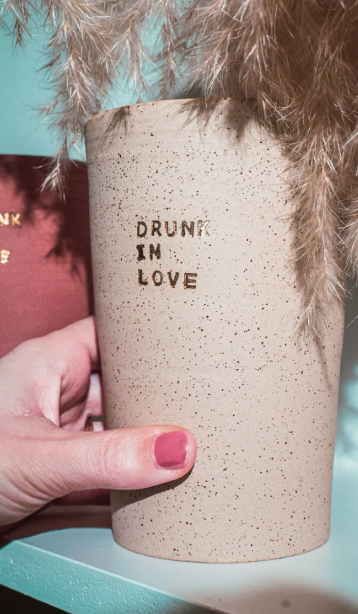 Vase Drunk in Love