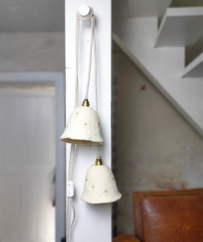 Lampe baladeuse Denise brodée